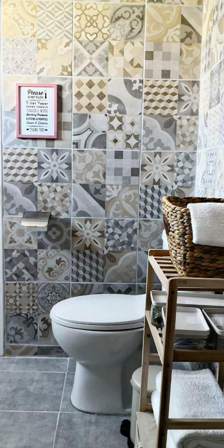 Cozy Getaway In Nicosia Apartamento Exterior foto