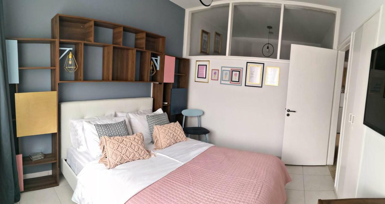 Cozy Getaway In Nicosia Apartamento Exterior foto